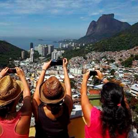 Passeio na Favela da Rocinha com Guia - Rio de Janeiro