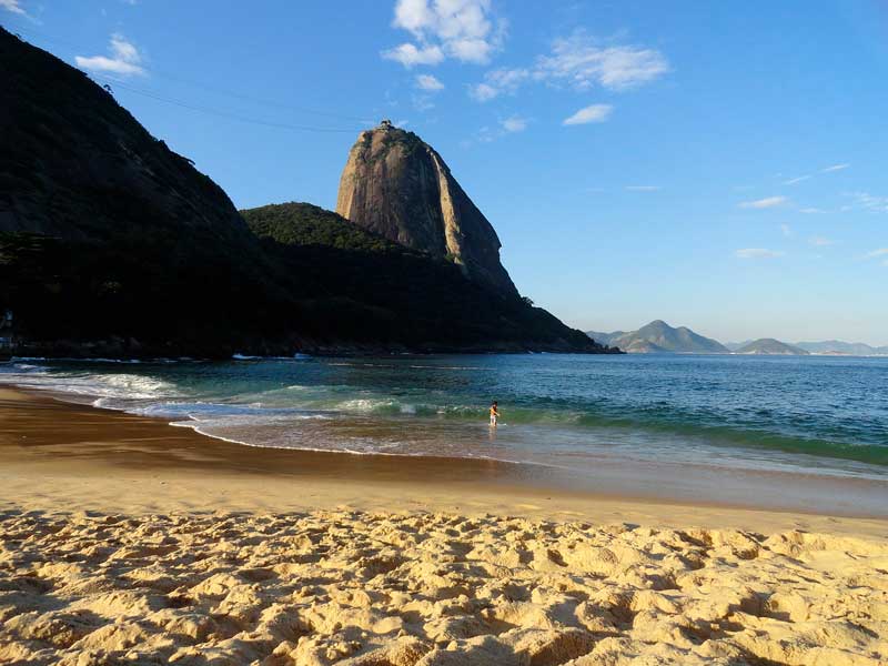 As 10 melhores praias do Rio de Janeiro - Praia da Vermelha As 10 melhores praias do Rio de Janeiro - Praia da Vermelha